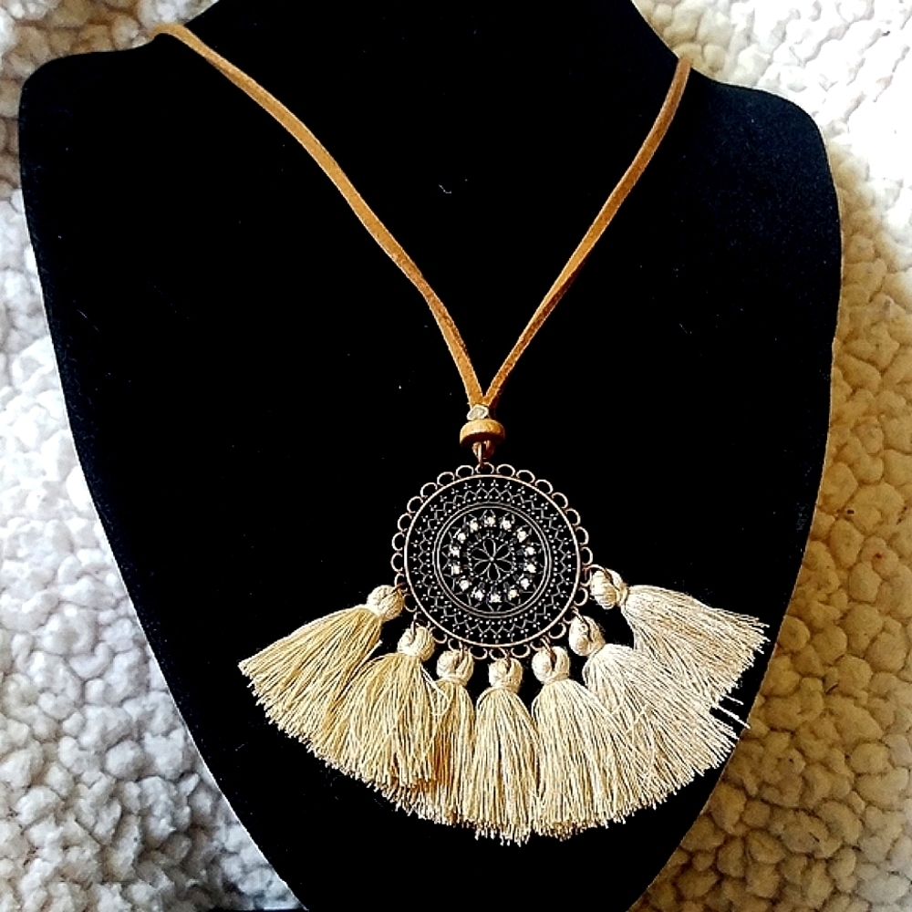 💖 Emery Rose Tassel Charm Necklace